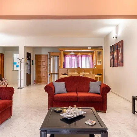 Big Spacious Apartment In The Heart Of The City! Chania  Exterior photo